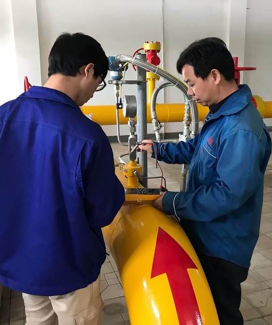 阴极保护施工解决方案，牺牲阳极、外加电流阴保系统现场施工安装场景